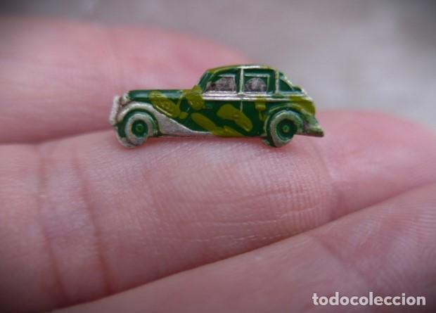 Militaria: ANTIGUA INSIGNIA AUTOMOVIL CAMUFLADO GUERRA CIVIL COCHE ORIGINAL 2,1 cm