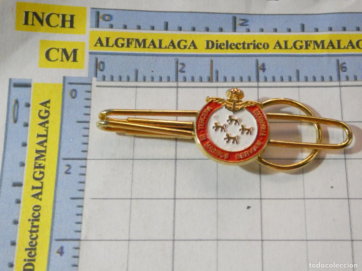 Militaria: INSIGNIA ALFILER DE CORBATA MILITAR. III TERCERA ESCUADRILLA AERONAVES HELIC&Oacute;PTEROS ARMADA ESPA&Ntilde;OLA