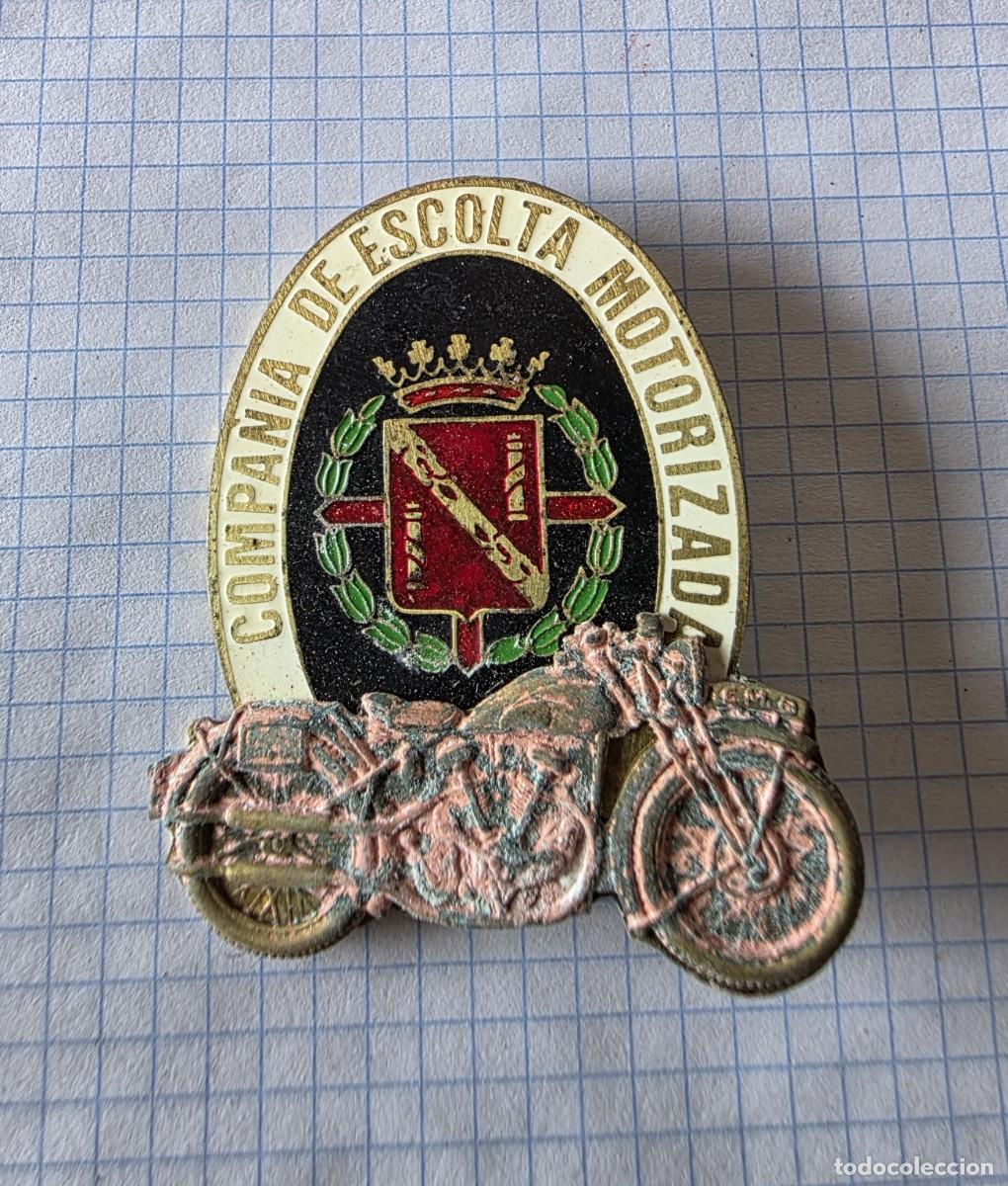 Militaria: Distintivo / chapa de aguja, de la compa&ntilde;&iacute;a de escolta motorizada