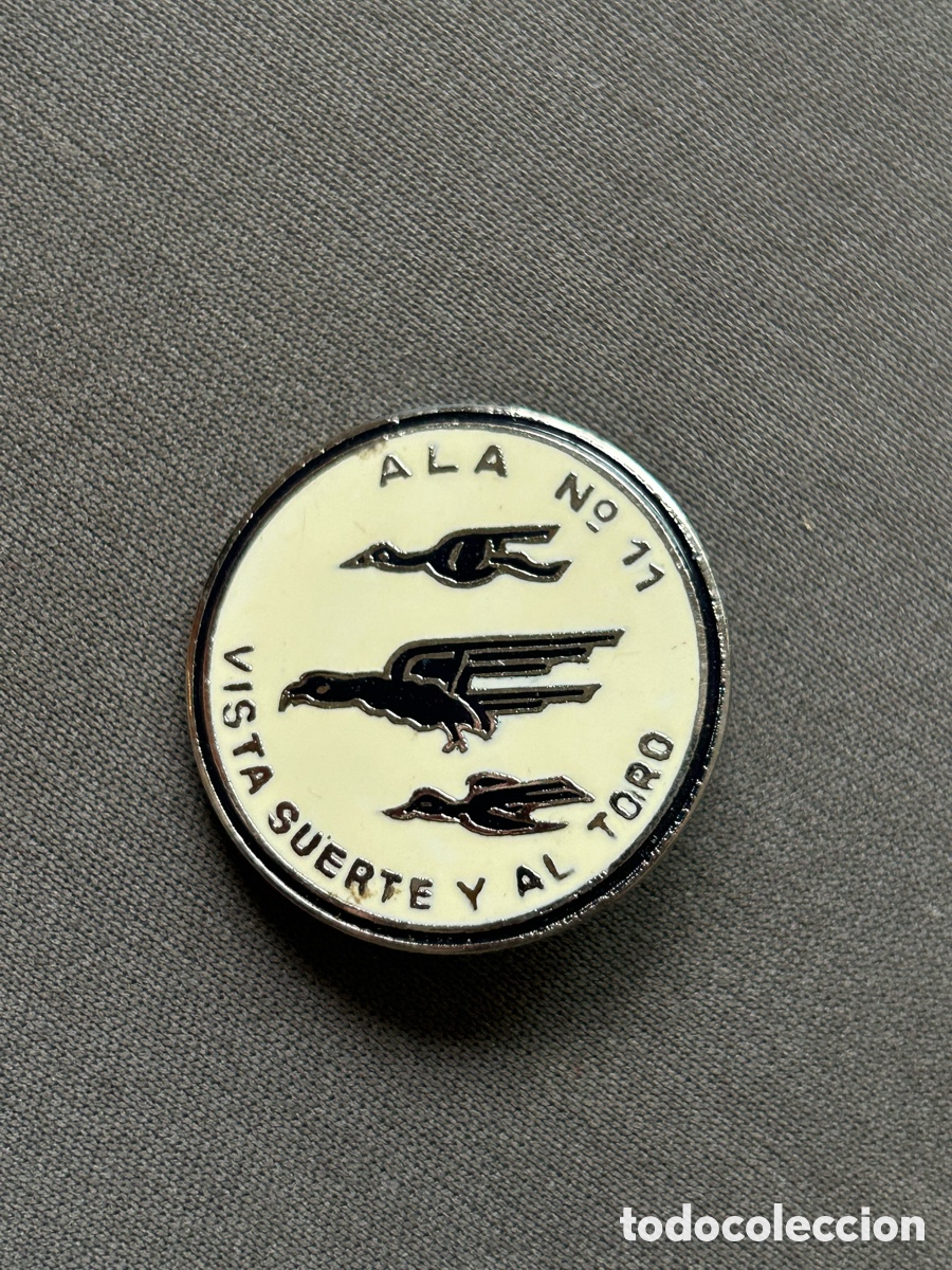 Militaria: Insignia ALA 11 antigua