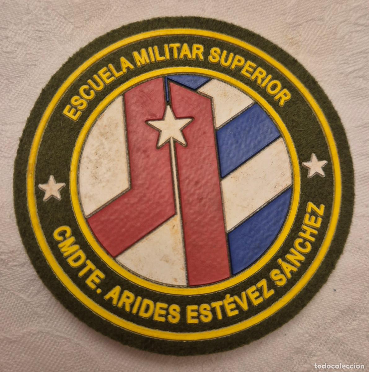 Militaria: CUBA Insignia monogramma escuela militar ESTEVEZ SANCHEZ