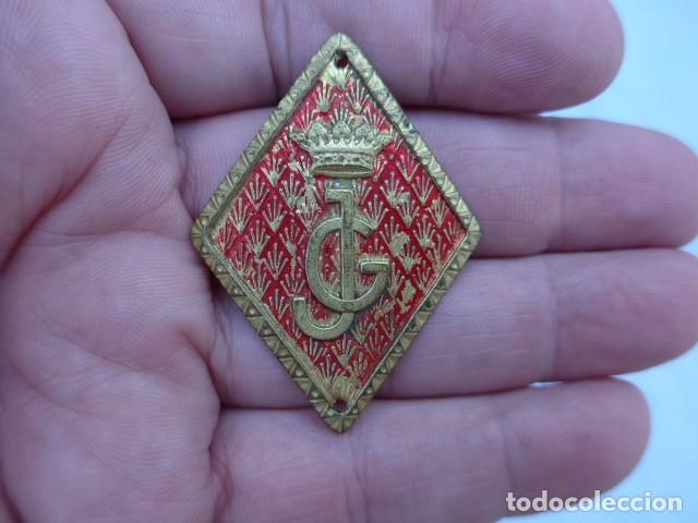 Militaria: ANTIGUO ROMBO GUARDIA JOVEN DE LA GUARDIA CIVIL EPOCA DE FRANCO
