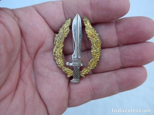 Militaria: ANTIGUO EMBLEMA DE LA COE