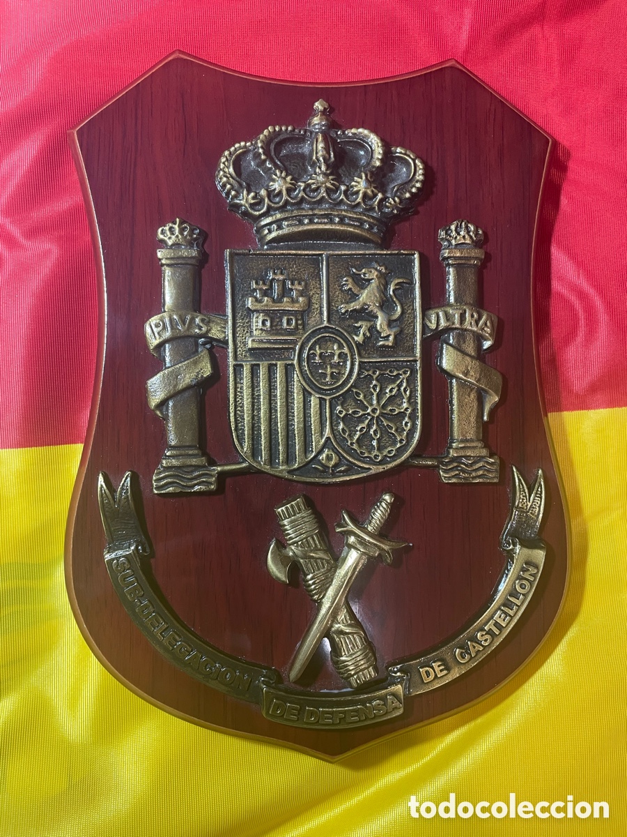 Military Antiques: Metopa de la Guardia Civil