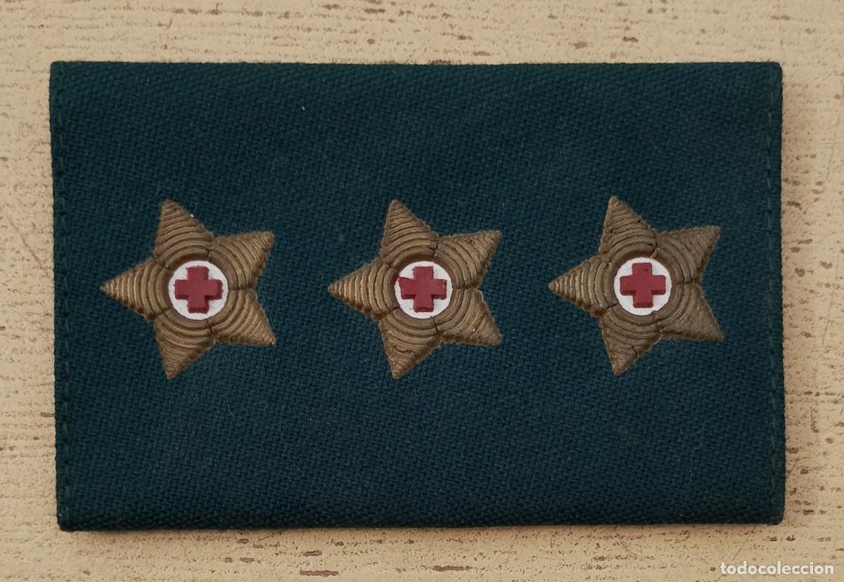 Militaria: Divisa Galleta Militar de Capit&aacute;n de la Cruz Roja Espa&ntilde;ola