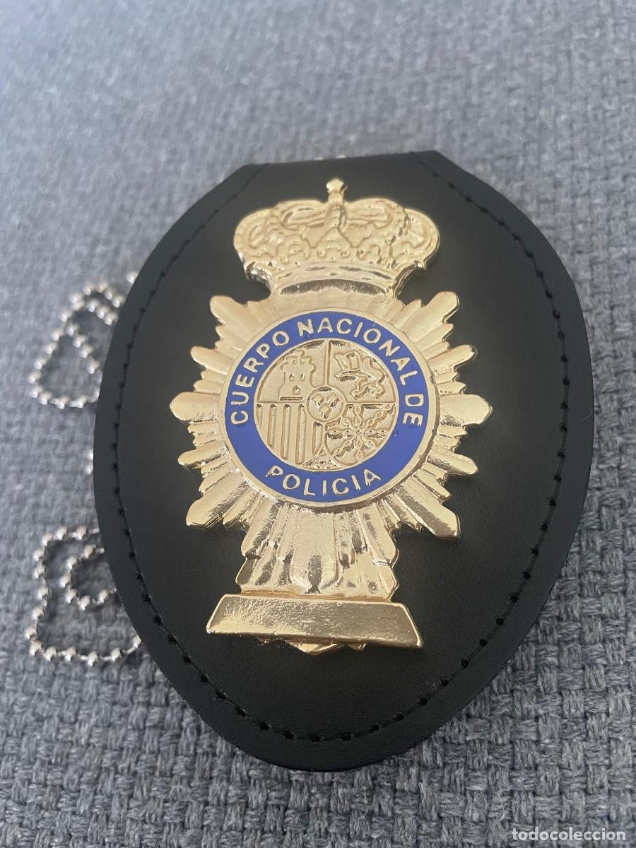 Militaria: Insignia porta placa Polic&iacute;a Nacional