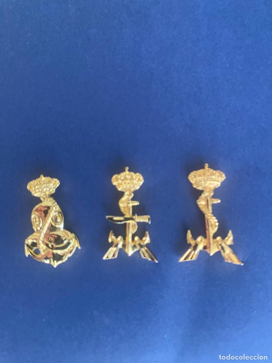 Militaria: Insignias originales de buzo y buceadores de combate.