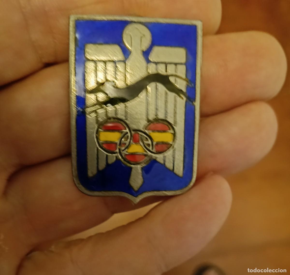 Military Antiques: Emblema policial armada