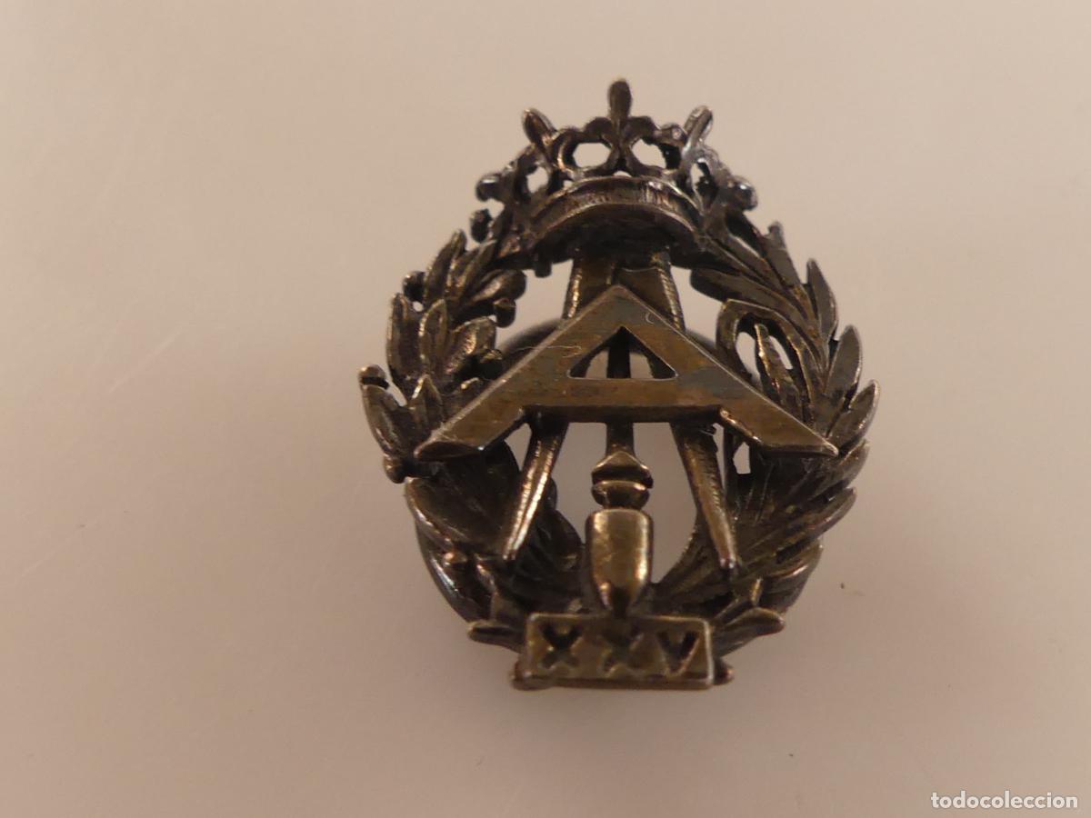 Militaria: PIN OJAL INSIGNIA DE COLECCION
