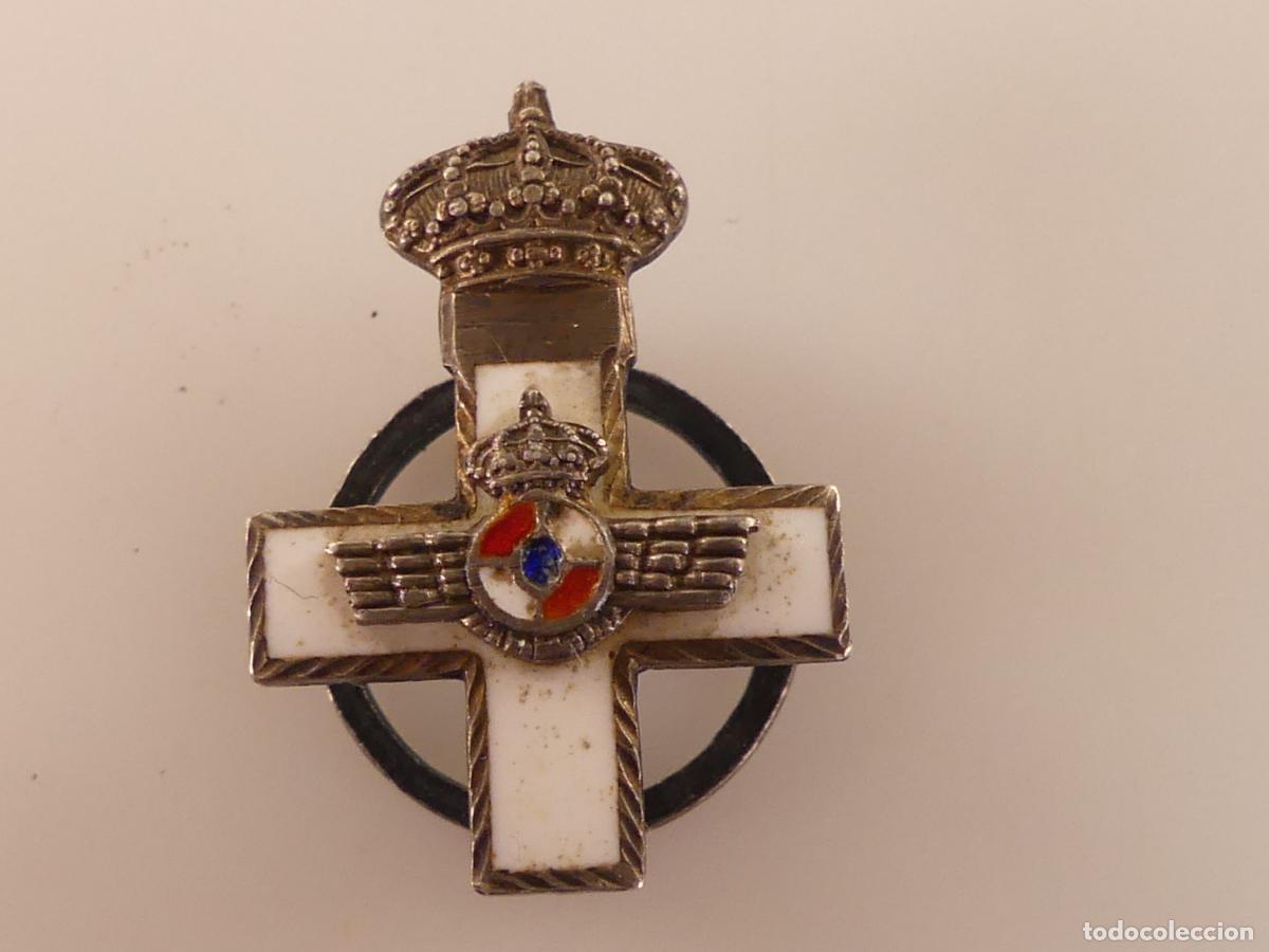 Militaria: M&Eacute;RITO MILITAR A&Eacute;REO INSIGNIA DE OJAL