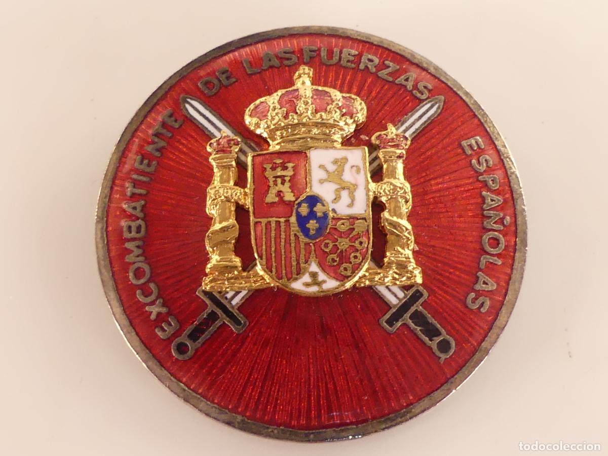 Militaria: INSIGNIA EXCOMBATIENTE DE LAS FUERZAS ESPA&Ntilde;OLAS