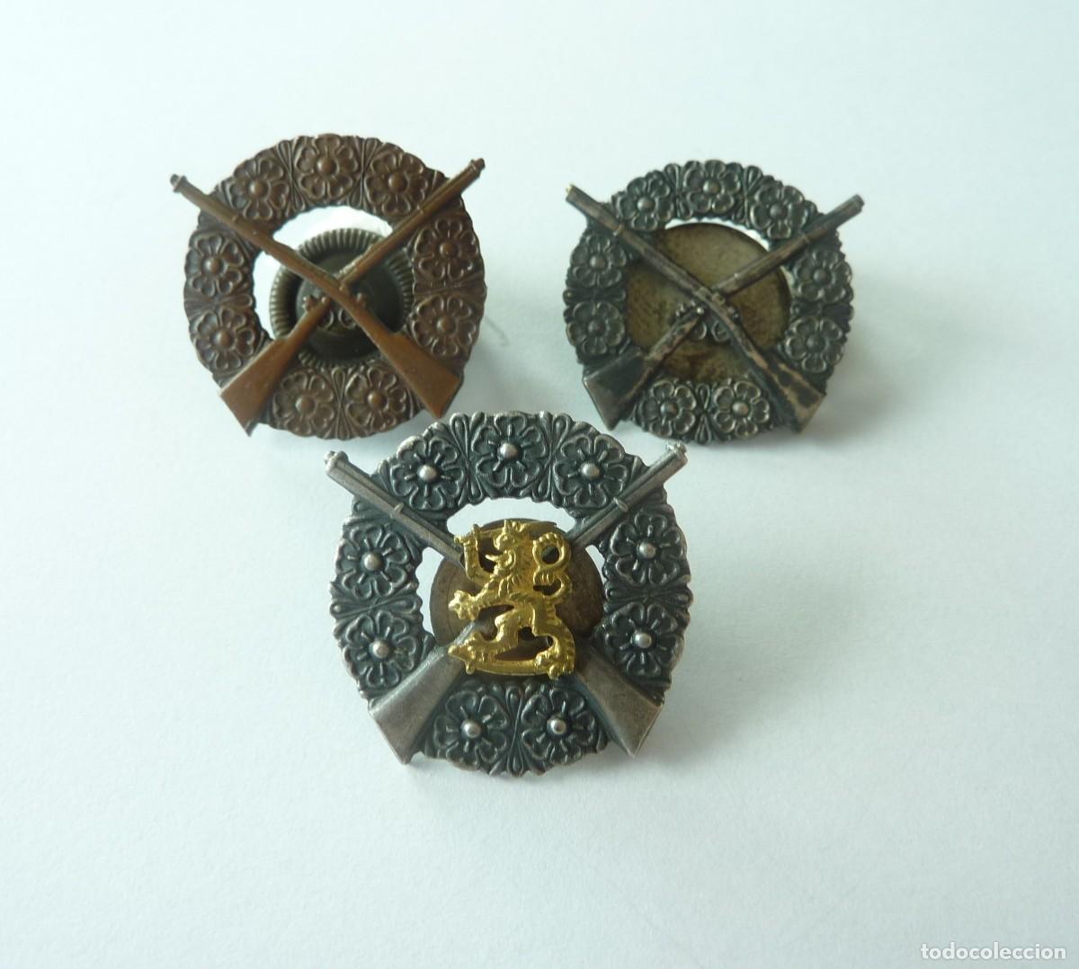 Militaria: Finlandia: Lote antiguos emblemas tirador excelente / selecto - Distintivos experto tiro. 3 clases