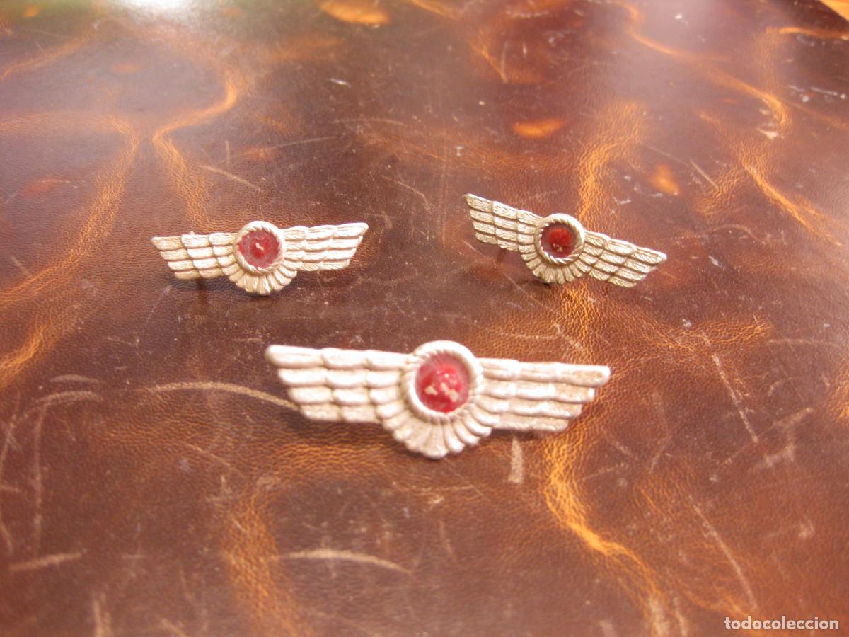 Militaria: 3 ALAS DE LA AVIACION MILITAR REPUBLICANA. INSIGNIA TAMA&Ntilde;O GORRA Y CUELLO. EJERCITO DEL AIRE ROKISKI