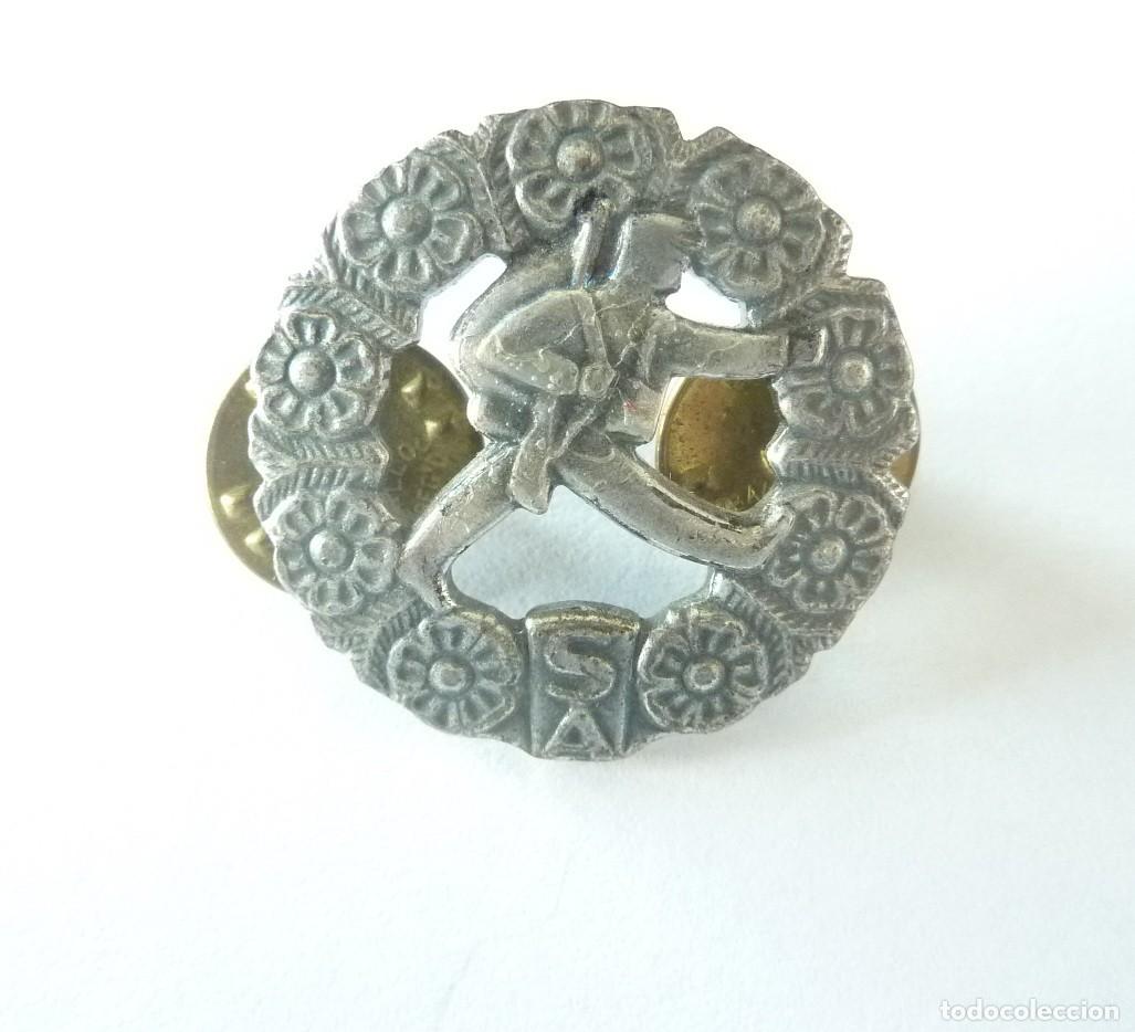 Militaria: Finlandia: Emblema de forma f&iacute;sica excelente: resistencia excepcional. II clase