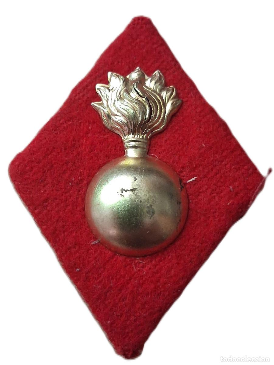 Militaria: ROMBO ARTILLERIA PA&Ntilde;O Y METAL 2