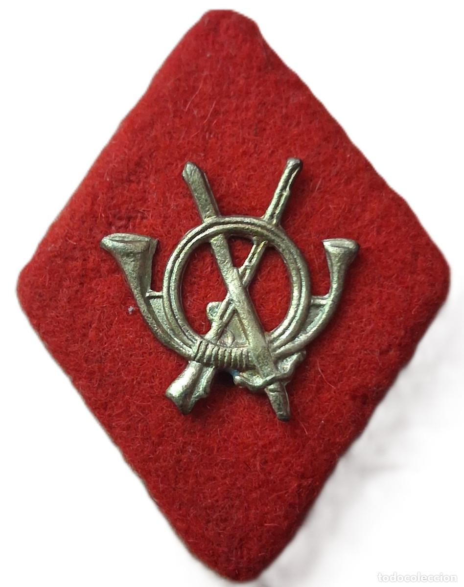 Militaria: ROMBO INFANTERIA PA&Ntilde;O Y METAL (3)
