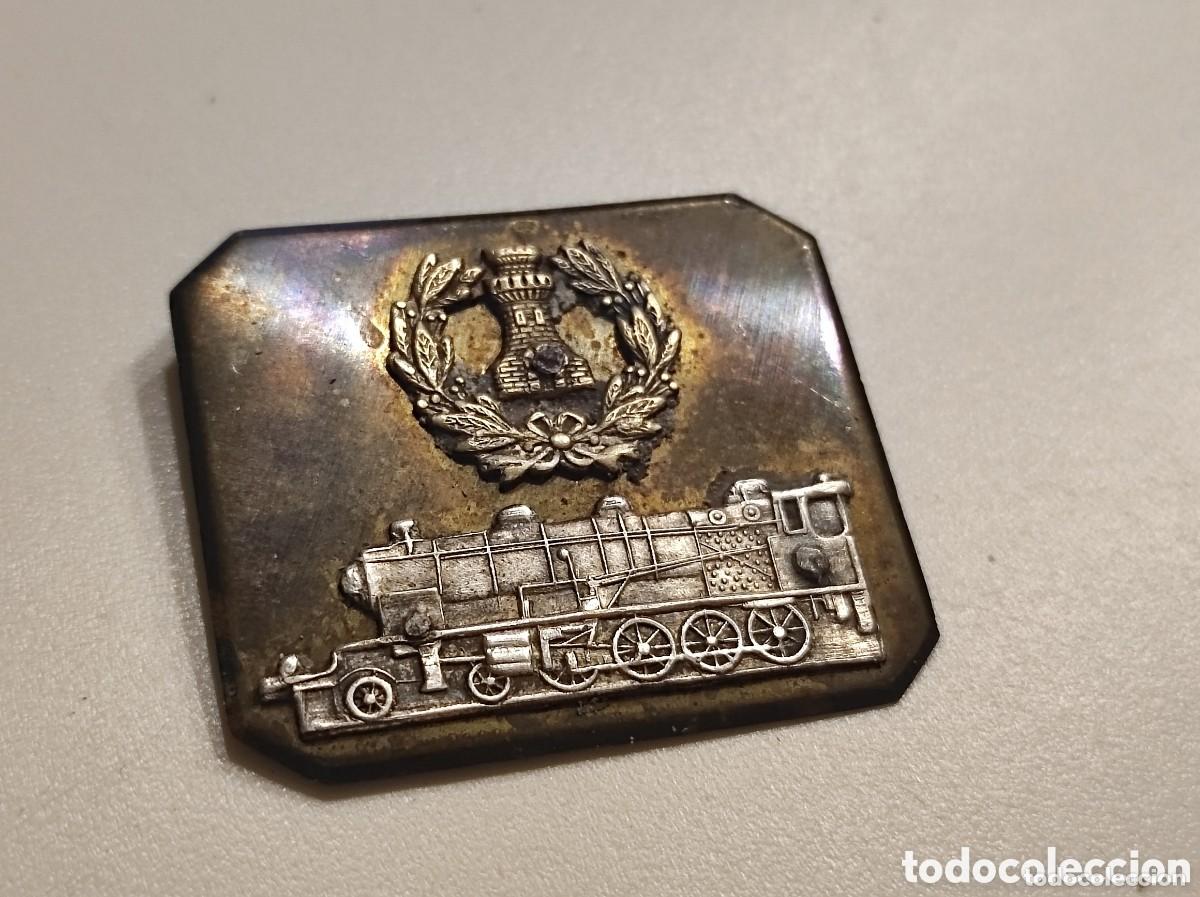 Militaria: Antigua insignia militar Ferrocarril, tren, trenes