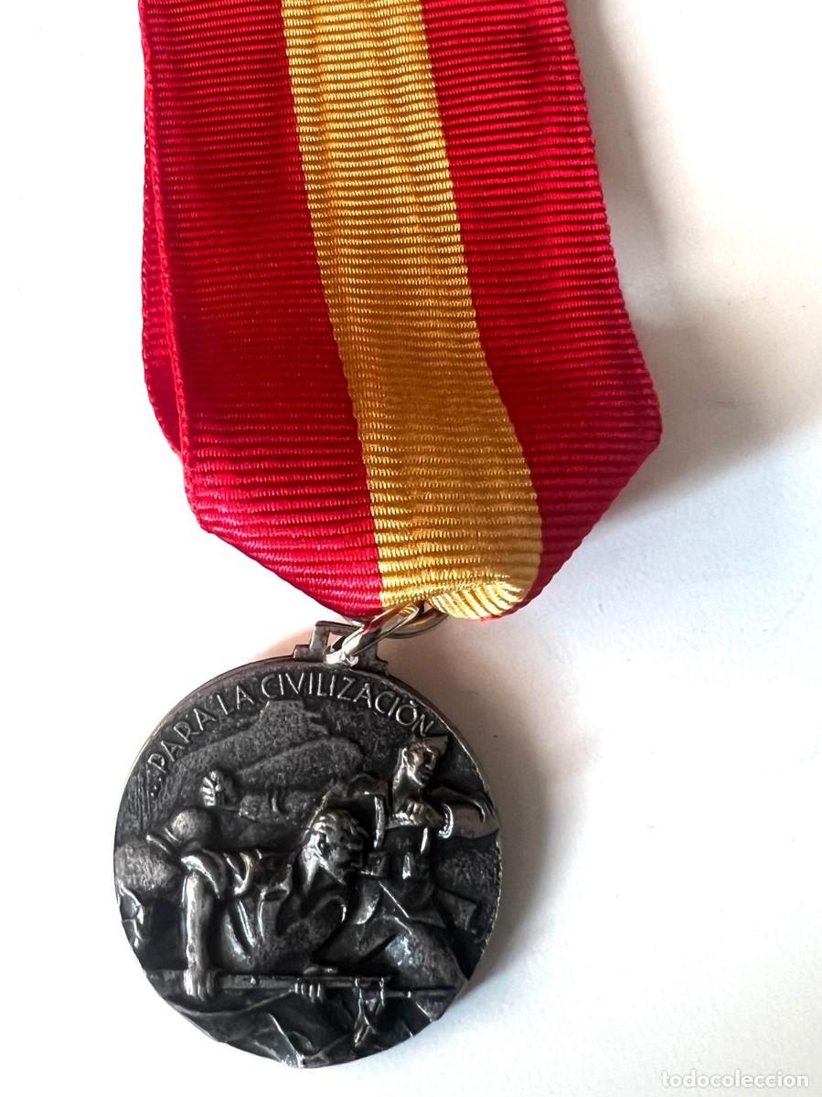 Militaria: medalla guerra civil