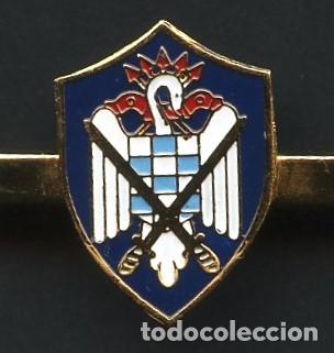 Militaria: INSIGNIA, PASADOR, FALANGE, S.E.U., MILICIAS ESPA&Ntilde;OLAS UNIVERSITARIAS