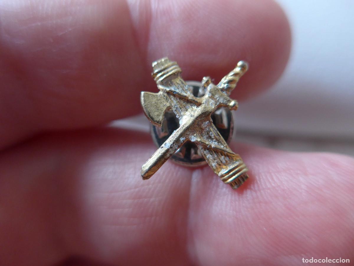 Militaria: PIN DE LA GUARDIA CIVIL