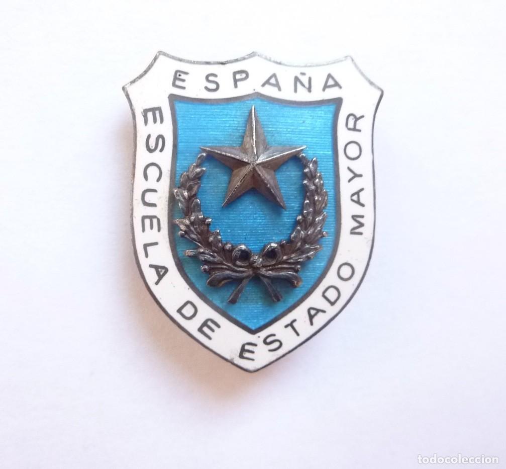 Militaria: Espa&ntilde;a: Rara insingia Escuela de Estado Mayor. Emblema