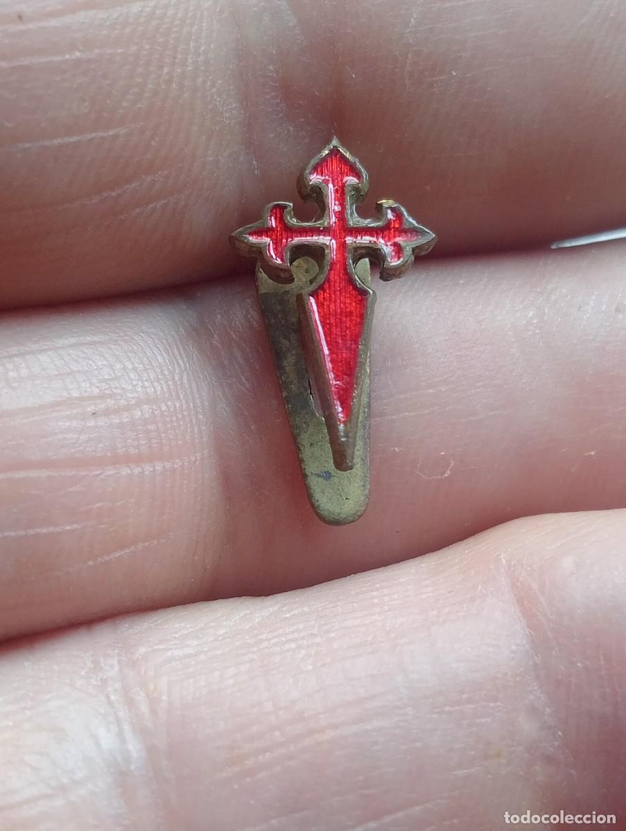 Militaria: INSIGNIA CRUZ DE SANTIAGO , ORDEN CABALLEROS, CABALLER&Iacute;A MILITAR PINS SOLAPA