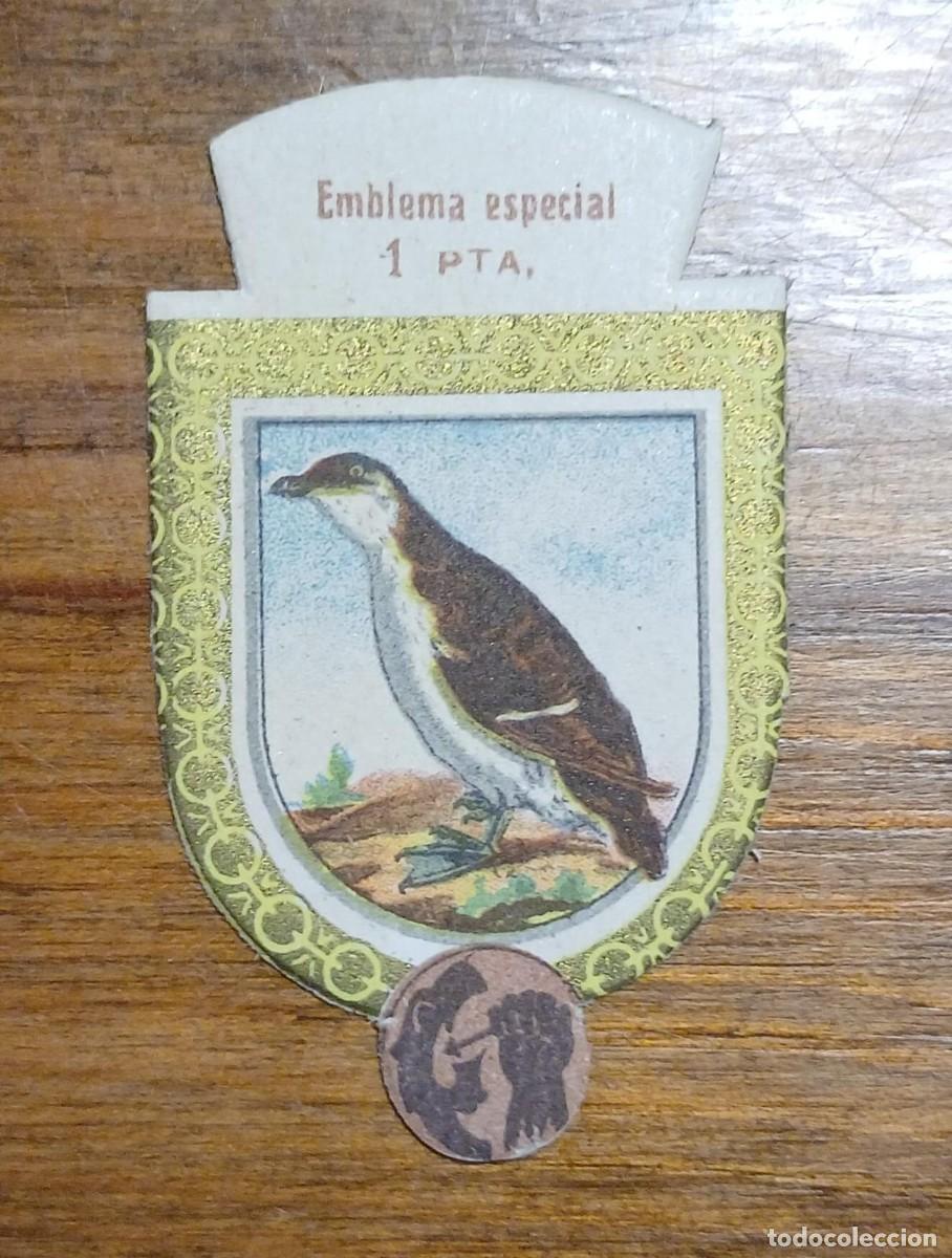 Militaria: Emblema auxilio social, especial 1 pts, serie P, N&ordm; 10, PING&Uuml;INO Macr&oacute;podo.