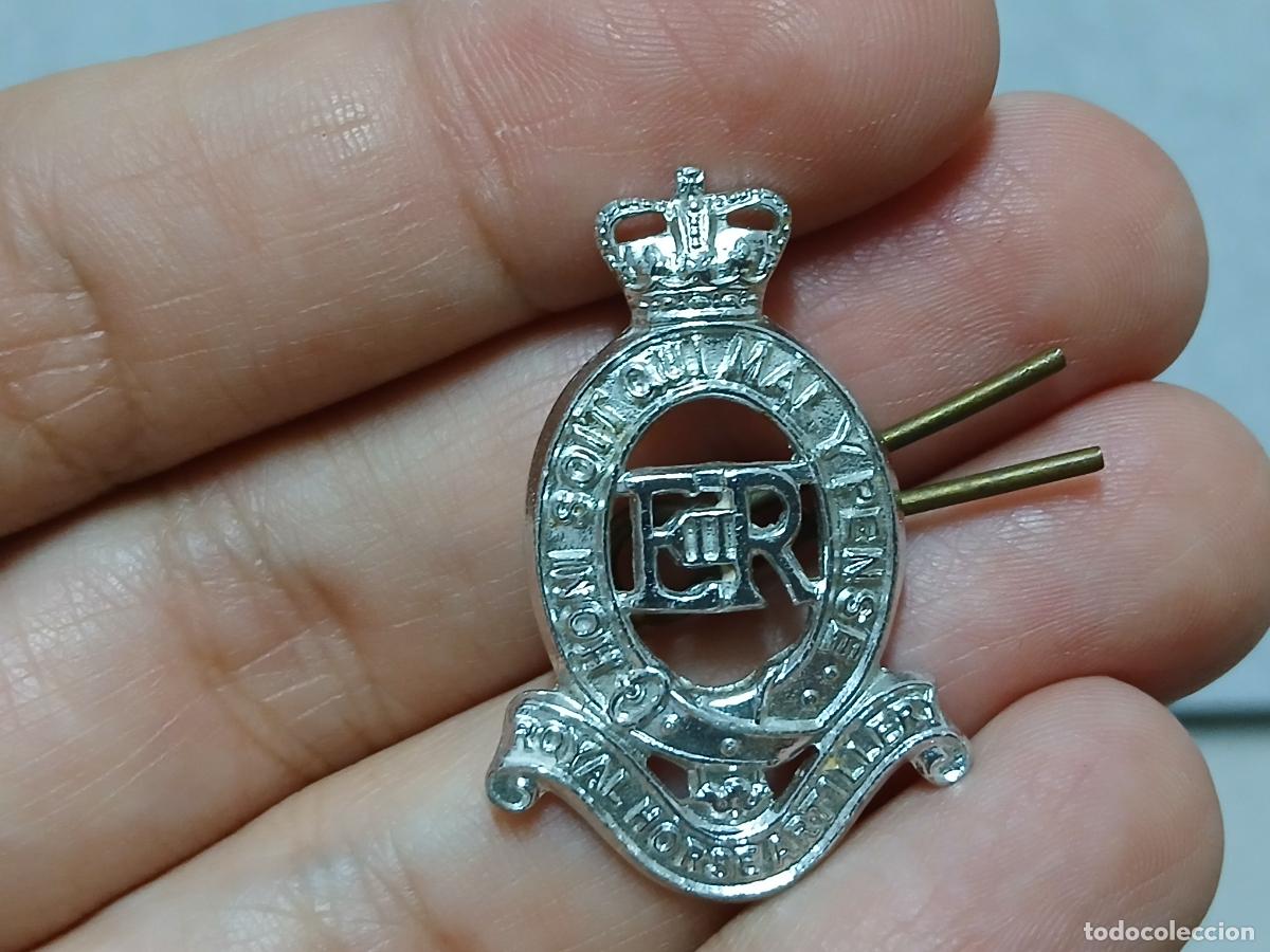 Militaria: Insignia Royal Horse Artillery, antigua, con pasador