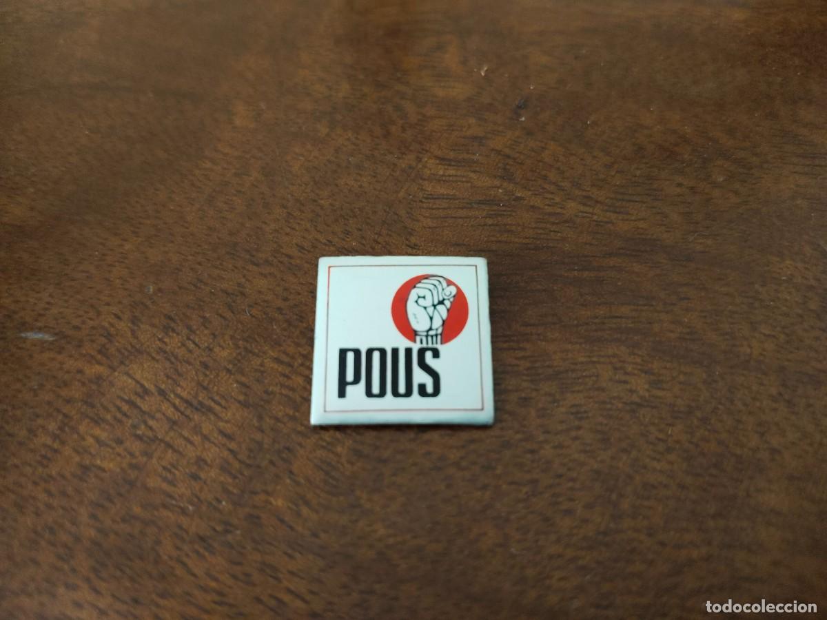 Militaria: Insignia del POUS, Partido Operario de Unidade Socialista. Portugal.
