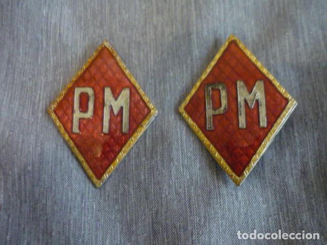 Militaria: PAREJA DE ROMBOS POLICIA MILITAR