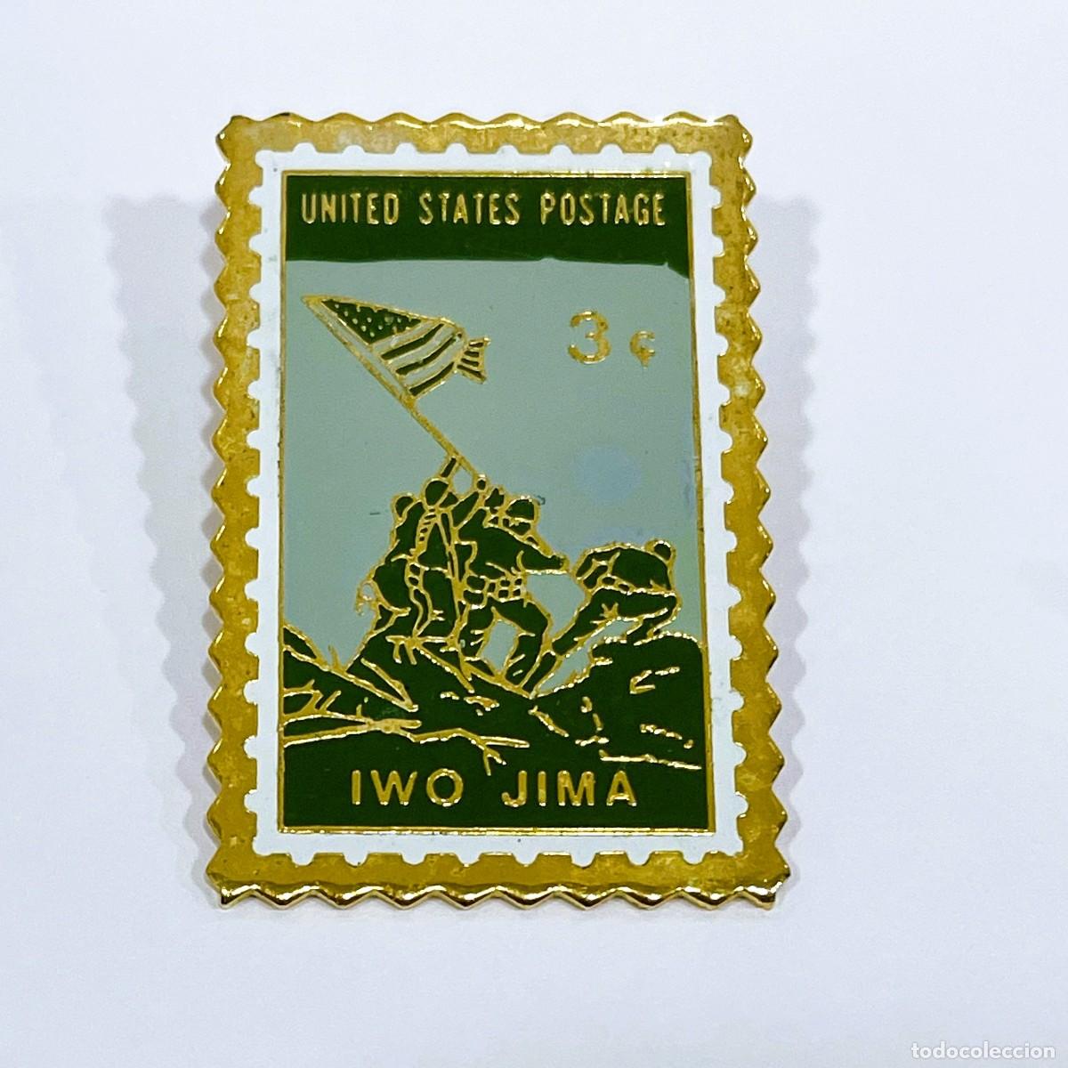 Militaria: PIN DE UNITED STATES POSTAGE - SELLO BATALLA IWO JIMA / BANDERA EN EL MONTE SURIBACHI