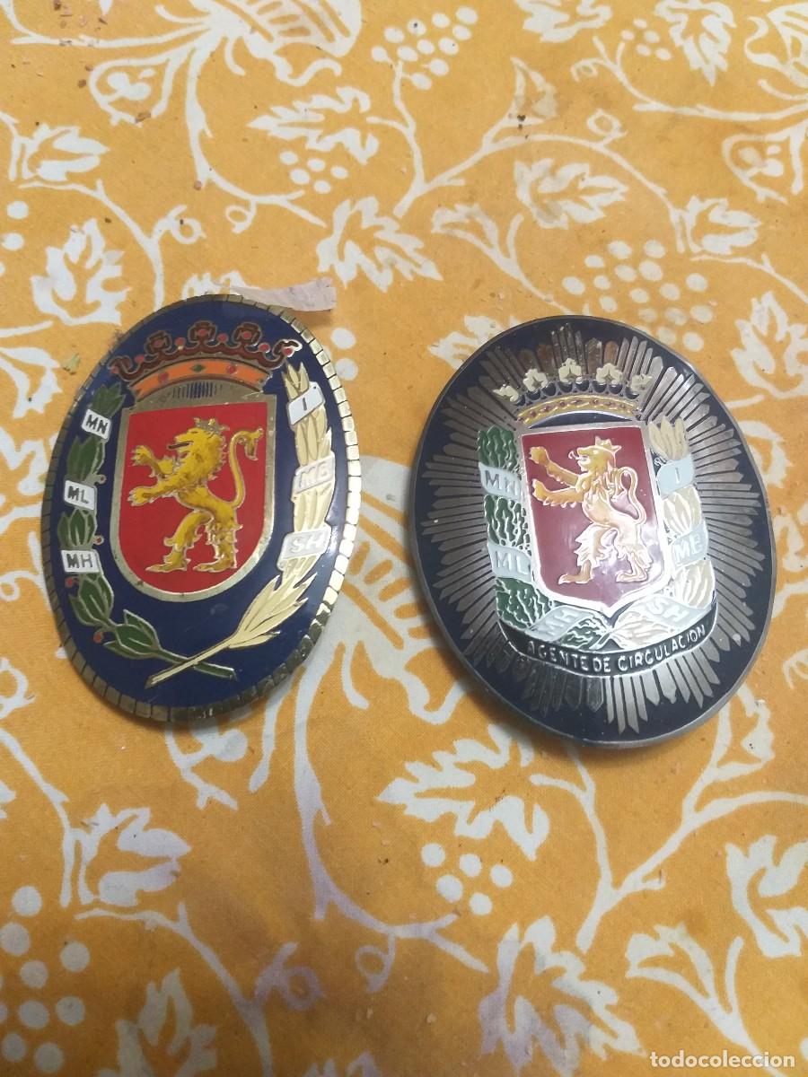 Militaria: insignia placa de pecho esmaltada policia