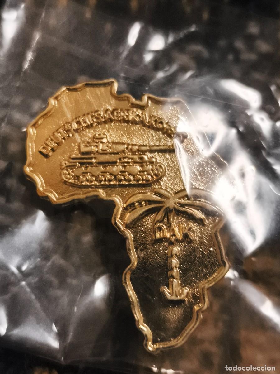 Militaria: Pin de &Aacute;frika Corps de Alemania nazi