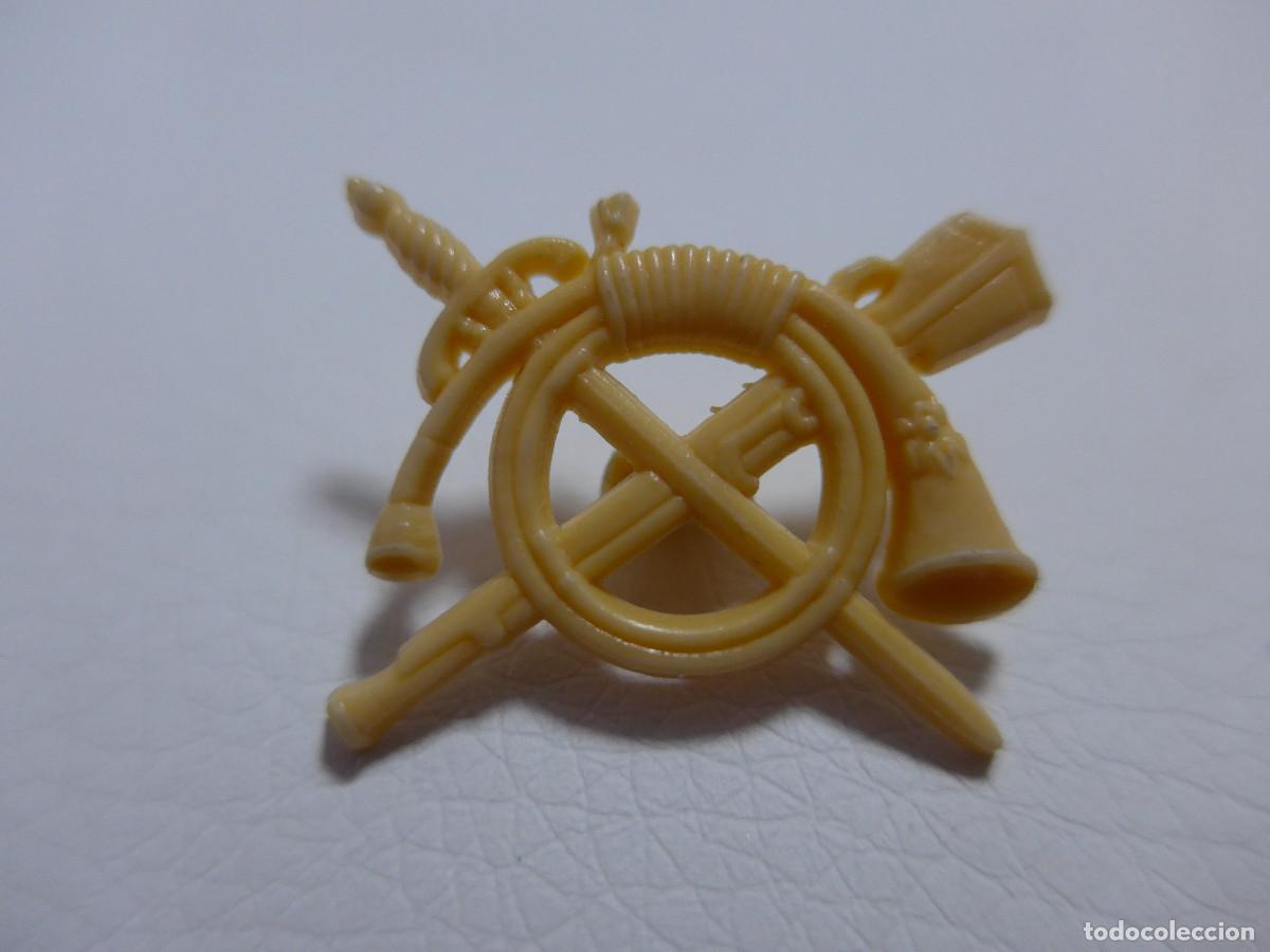Militaria: INSIGNIA DE PLASTICO INFANTERIA ESPA&Ntilde;OLA