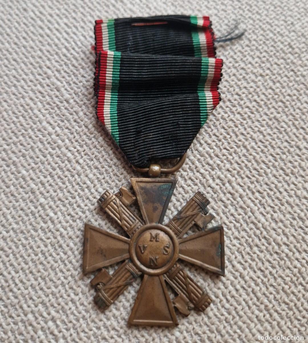 Militaria: Insignia Alfiler Medalla Italia Balilla Fascista Fascismo Militia Mussolini Littorio CTV