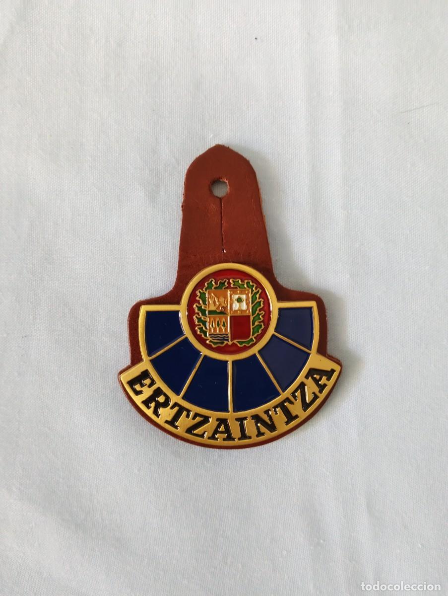 Militaria: Insignia pepito ertzaintza