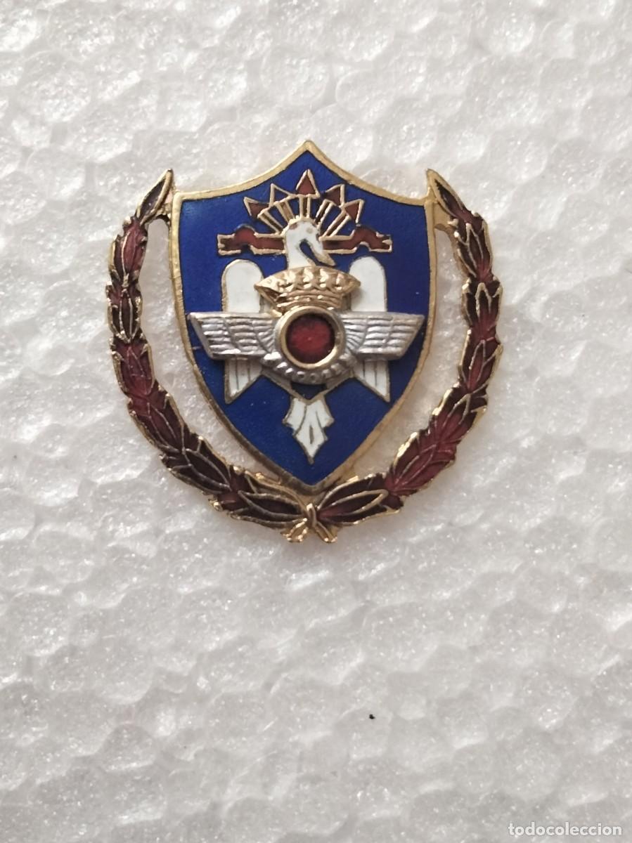 Militaria: Insignia de la Milicia A&eacute;rea Universitaria. &Eacute;poca de Franco