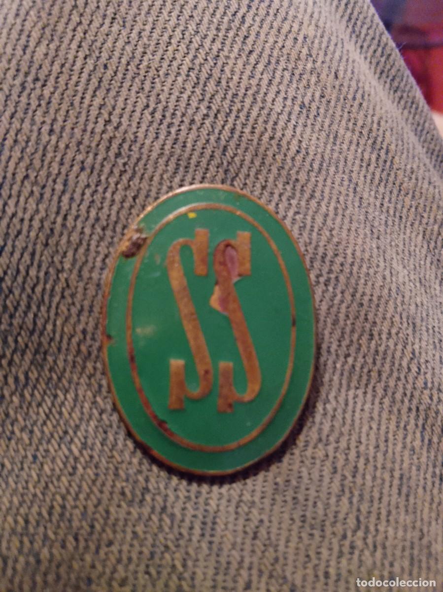 Militaria: Insignia Secci&oacute;n Femenina de la Falange