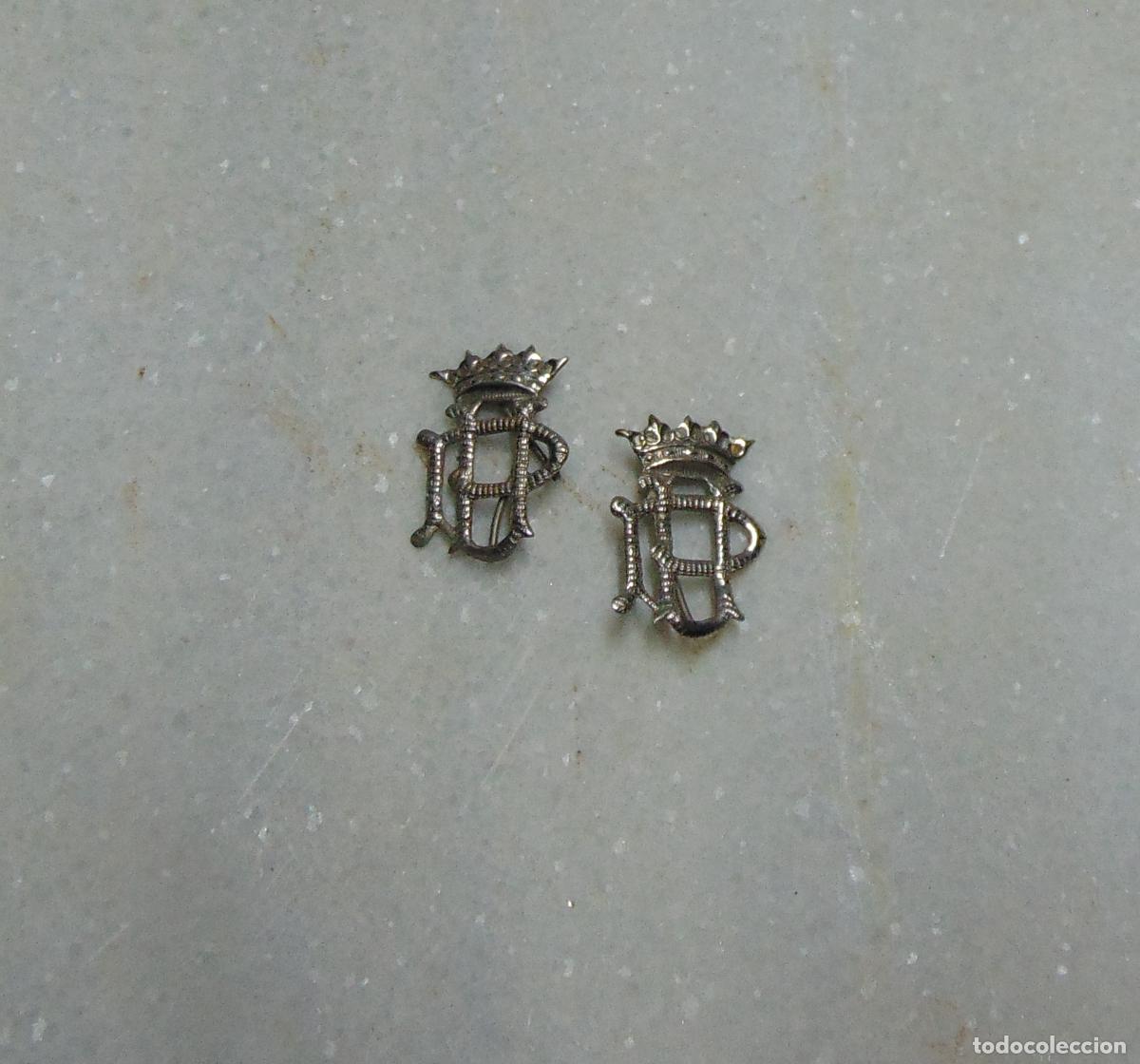 Militaria: ANTIGUAS INSIGNIAS O BROCHES METALICO PLATEADO DE SOLAPA DE POLICIA URBANA, EPOCA FRANCO