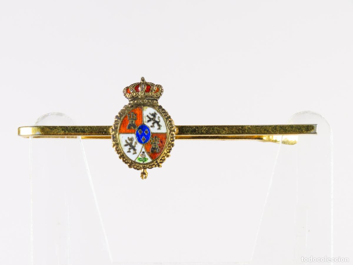 Militaria: Pisacorbatas Escudo Casa Real Espa&ntilde;a metal dorado esmalte primera mitad S XX