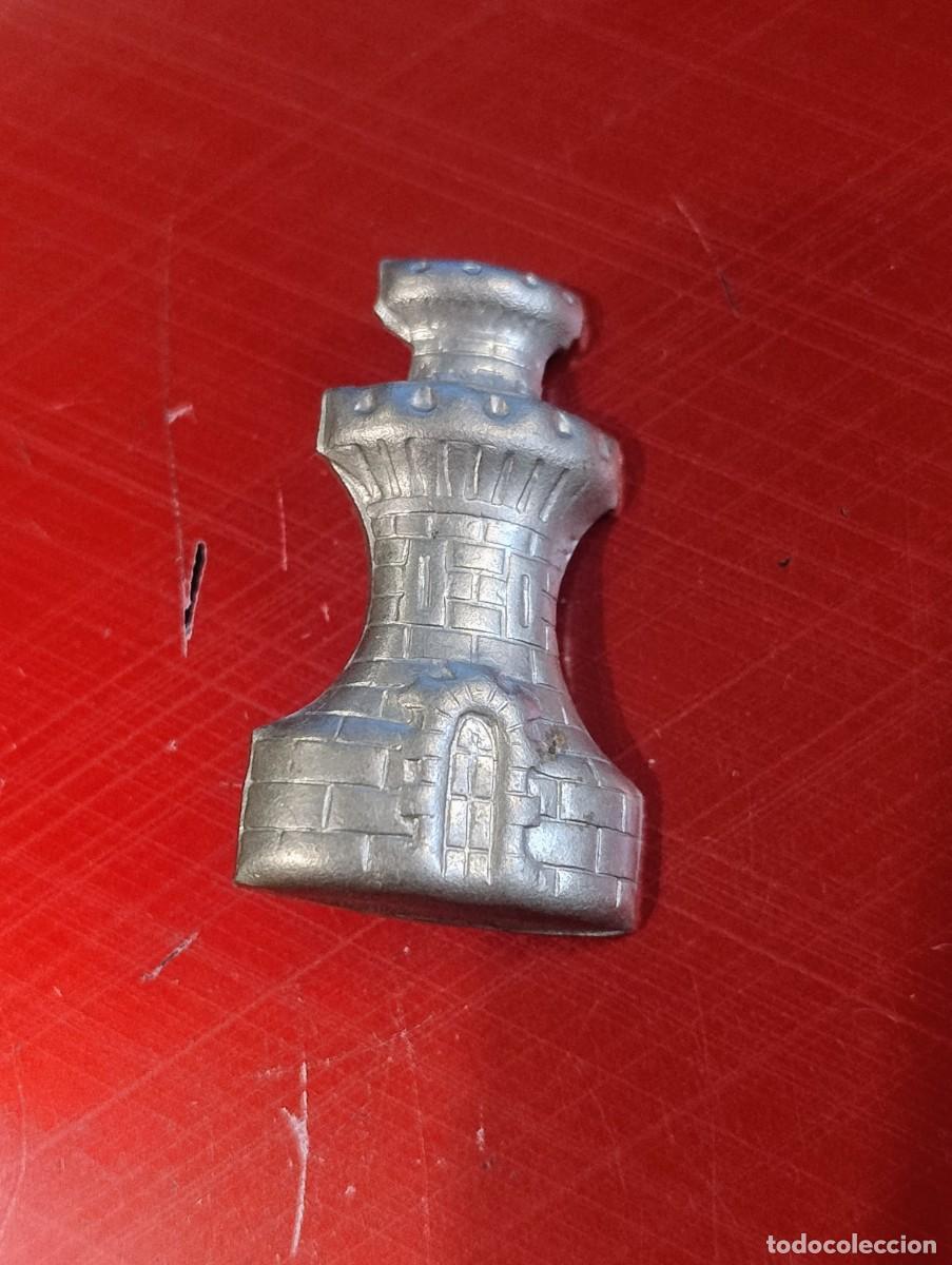 Militaria: Insignia de cuello de ingenieros 3 cm.