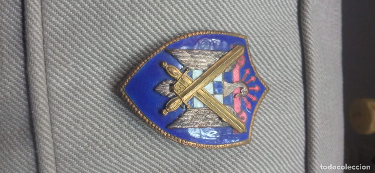 Militaria: Insignia Milicias Universitarias IPS &ndash; Ej&eacute;rcito de Tierra &ndash; Espa&ntilde;a