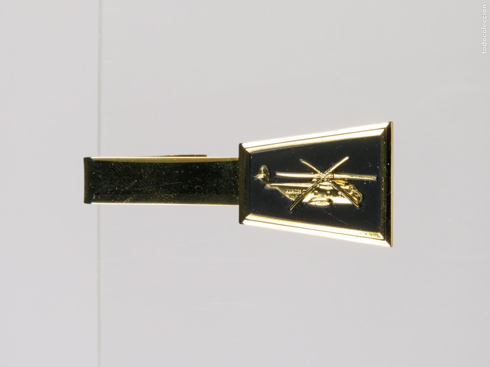 Militaria: Pisacorbatas pinza helic&oacute;ptero Marines metal dorado segunda mitad S XX