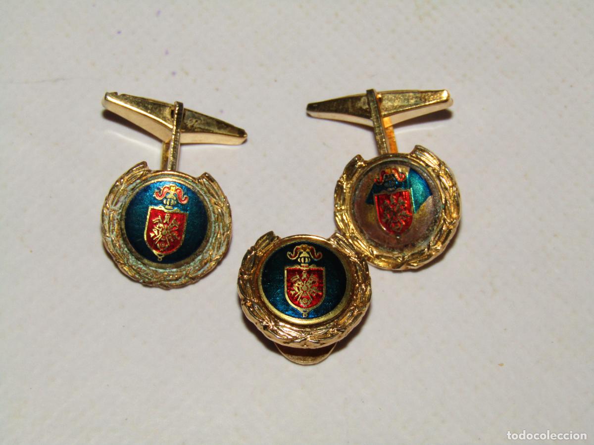 Militaria: Antiguos Gemelos e Insignia de CABALLER&Iacute;A