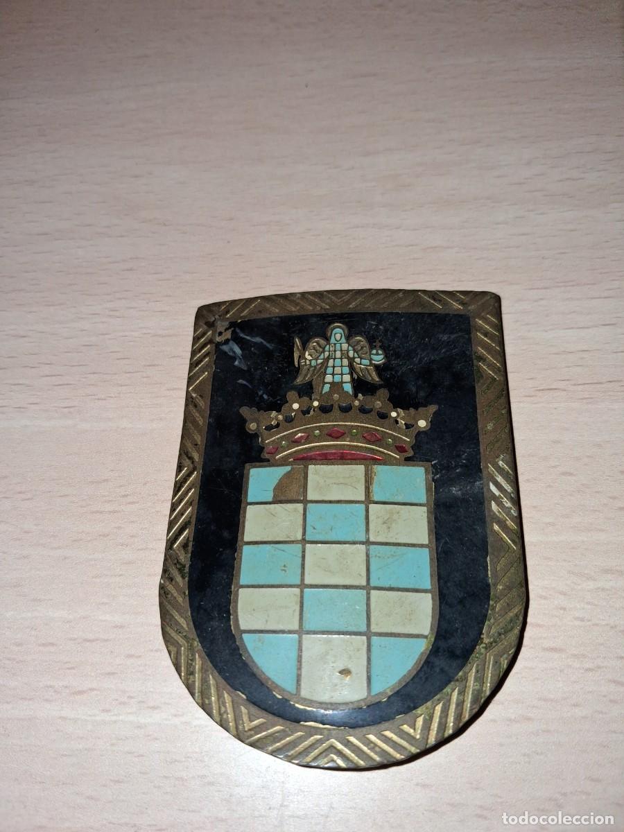 Militaria: Legi&oacute;n. Escarapela de Metal
