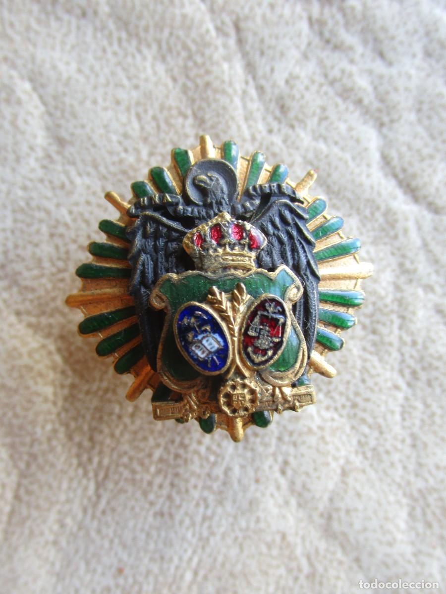 Militaria: antigua insignia pin de ojal Epoca Franco Justicia Magistrado Censores Jurados