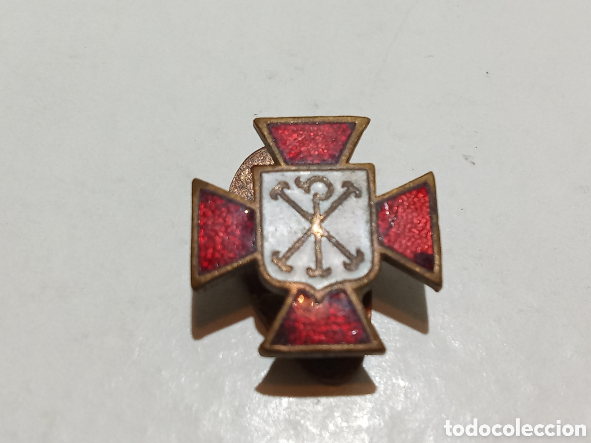 Militaria: OJAL DE INSIGNIA MILITAR