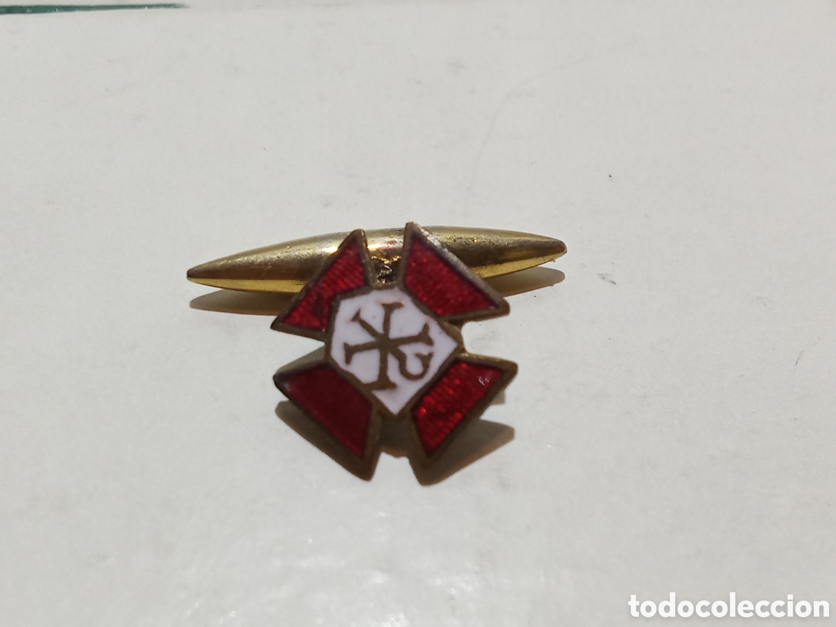 Militaria: OJAL DE INSIGNIA MILITAR