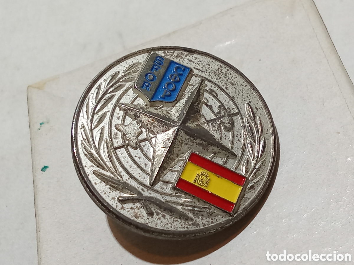 Militaria: INSIGNIA MILITAR SFOR COOP