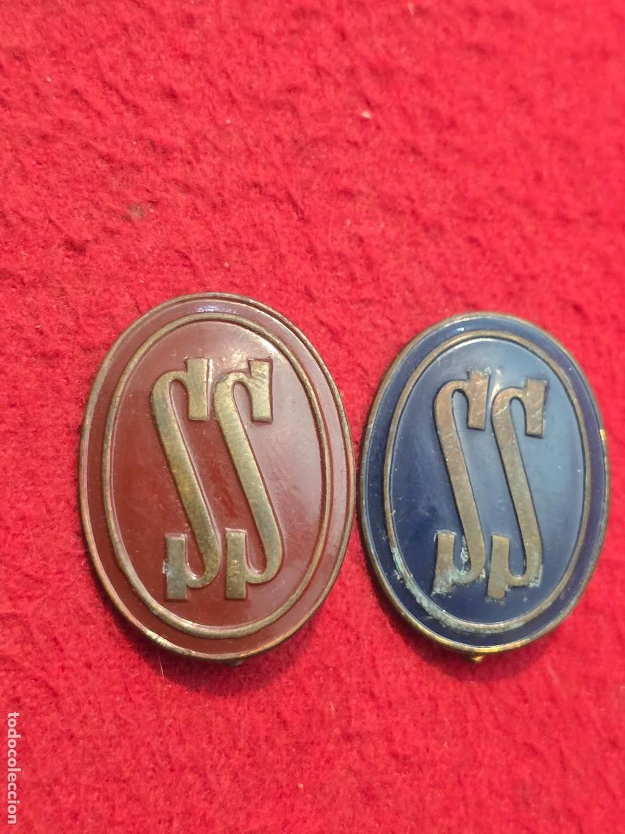 Militaria: LOTE DOS INSIGNIAS SERVISIO SOCIAL.